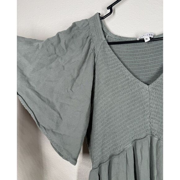 Baltic Born Womens Green Babydoll Midi Dress Sz XL Feminine V Neck Tiered - Picture 2 of 8